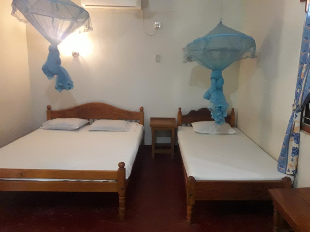New Land Guest House Batticaloa Eksteriør billede