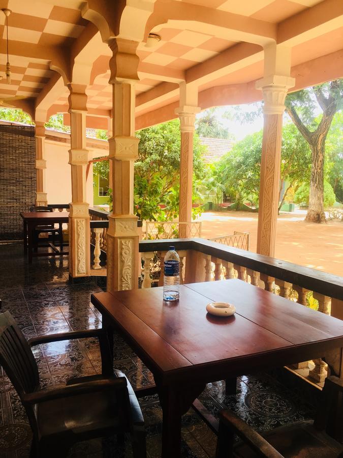 New Land Guest House Batticaloa Eksteriør billede